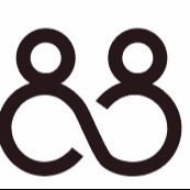 ８８株式会社のロゴ