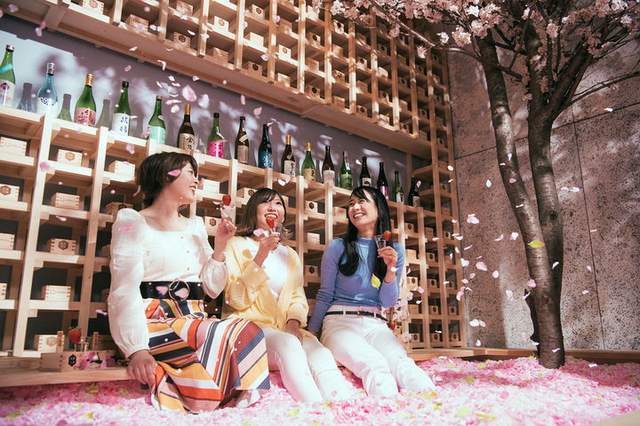 桜升と佐賀の日本酒が自宅に届く、新しい花見体験「SAKURA CHILL HOME