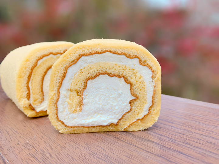 発売わずか1日で完売した 1万円のロールケーキが好評につき再登場 希少蜂蜜を使った 元祖の極み はちみつロール 9 7 土 より再販売します ローザンヌ株式会社のプレスリリース 発売わずか1日で完売した 1万円のロールケーキが好評につき再登場 希少蜂蜜を使った 元祖の極み はちみつロール 9 7 土 より再販売します ローザンヌ株式会社のプレスリリース
