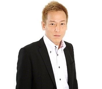 旧車好き芸人でもおなじみ じゅんいちダビッドソンが旧車専門雑誌の表紙をめざすチャレンジ じゅんいちダビッドソンのアメ車をカスタムしましたね 公開 Toyo Tiresのプレスリリース 旧車好き芸人でもおなじみ じゅんいちダビッドソンが旧車専門雑誌の表紙をめざすチャレンジ じゅんいちダビッドソンのアメ車をカスタムしましたね 公開 Toyo Tiresのプレスリリース