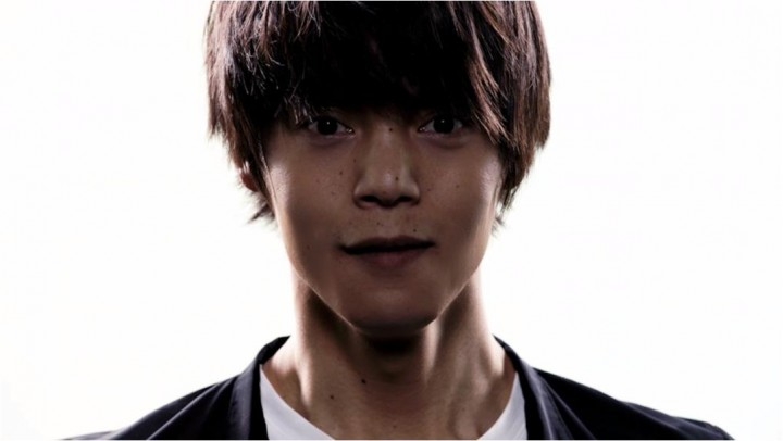 もうスマホゲーってレベルじゃねえ 俳優 窪田正孝さんが華麗なハイキックを披露 株式会社ネクソンのプレスリリース もうスマホゲーってレベルじゃねえ 俳優 窪田正孝さんが華麗なハイキックを披露 株式会社ネクソンのプレスリリース