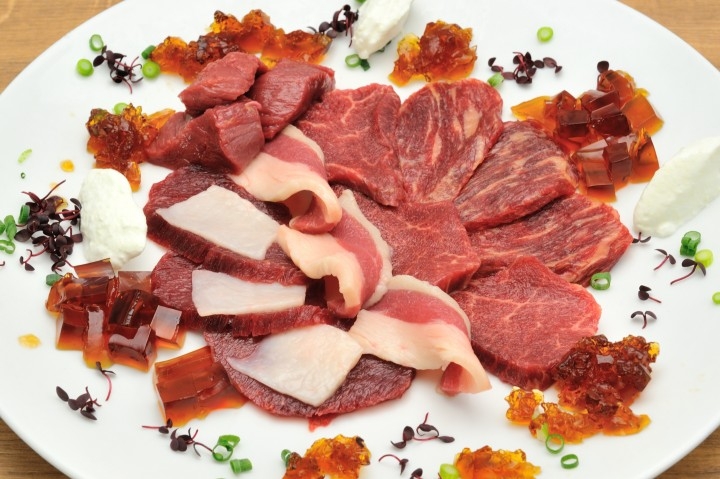 馬肉ビストロ 跳ね馬 田町店 にて5月29日より馬刺し ローストホース食べ放題のキャンペーンを開催致します 馬肉ビストロ 跳ね馬 株式会社タケルのプレスリリース 馬肉ビストロ 跳ね馬 田町店 にて5月29日より馬刺し ローストホース食べ放題のキャンペーンを開催致します 馬肉ビストロ 跳ね馬 株式会社タケルのプレスリリース