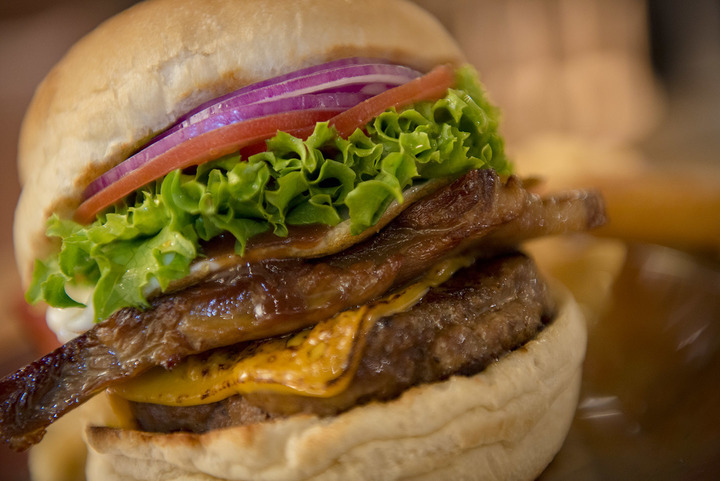 BURG HOLIC     COFFEE &amp; DINERのプレスリリース画像4