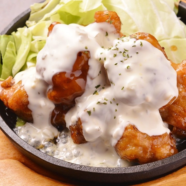 インスタ映え まちがいなし 東京 千代田区の 茜の庭 Akanenoniwa 秋葉原駅前店 が日曜 木曜日限定で2つの 旨辛チーズ 餃子食べ放題実施中 九州うまかもん 餃子食べ放題 茜の庭 Akanenoniwaのプレスリリース