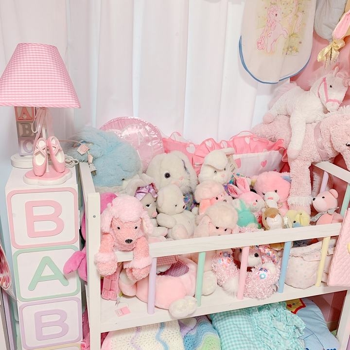 パステルカラーに包まれた名古屋のファンシーショップ Fluffy Bunny 2月新商品vintageのイースターバニー 2月限定店舗ディスプレイのご紹介 Fluffy Bunnyのプレスリリース