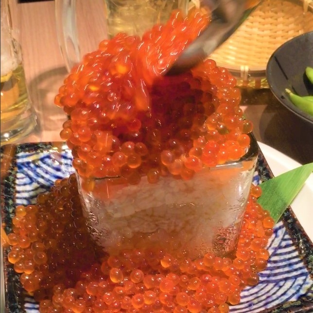 こぼれいくら丼かけ放題祭り 1月11日にスタート 北海道直送のプチプチいくら醤油漬けをこぼれ落ちるまでかけ放題で999円 通称 原価率300 丼 株式会社 エッジのプレスリリース こぼれいくら丼かけ放題祭り 1月11日にスタート 北海道直送のプチプチいくら醤油漬けをこぼれ落ちるまでかけ放題で999円 通称 原価率300 丼 株式会社 エッジのプレスリリース