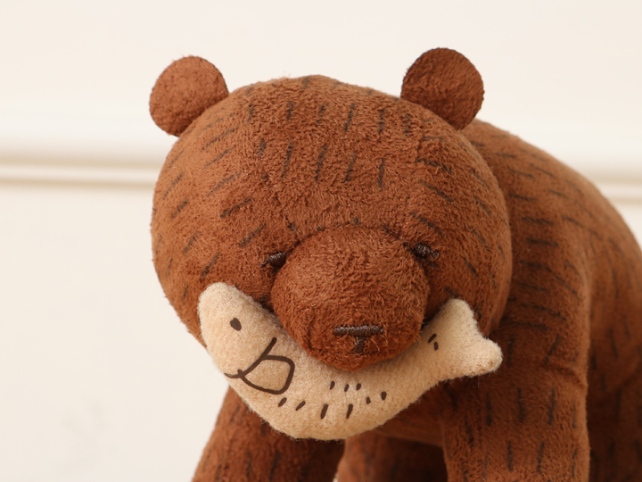 木彫りのクマなのに ふかふか柔らかで癒される 雑貨店ブルーブルーエがsnsで注目を集め完売したオリジナル商品 木彫りのくまぬいぐるみ を再販開始 ブルーブルーエジャパン株式会社のプレスリリース 木彫りのクマなのに ふかふか柔らかで癒される 雑貨店ブルーブルーエがsnsで注目を集め完売したオリジナル商品 木彫りのくまぬいぐるみ を再販開始 ブルーブルーエジャパン株式会社のプレスリリース