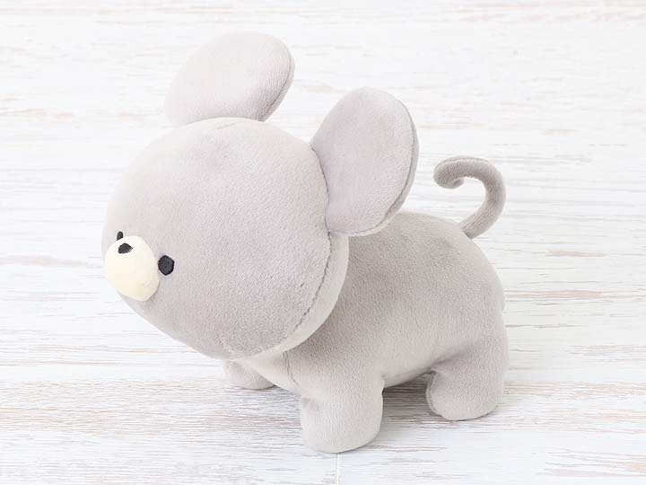 もふもふとした肌触りが人気のぬいぐるみ もふもフレンズ シリーズから 雑貨屋 ブルーブルーエ オリジナルの ねずみ が仲間入り ブルーブルーエジャパン株式会社のプレスリリース もふもふとした肌触りが人気のぬいぐるみ もふもフレンズ シリーズから 雑貨屋 ブルーブルーエ オリジナルの ねずみ が仲間入り ブルーブルーエジャパン株式会社のプレスリリース