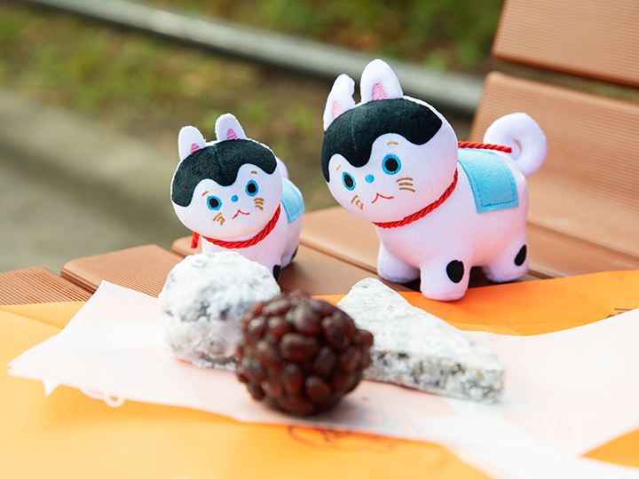 犬張子をモチーフにした いぬはりこぬいぐるみ 12 11 水 から新発売 ぬいぐるみと東京を巡るフォトコンテスト ぬい撮りtokyo も同時開催 ブルーブルーエジャパン株式会社のプレスリリース