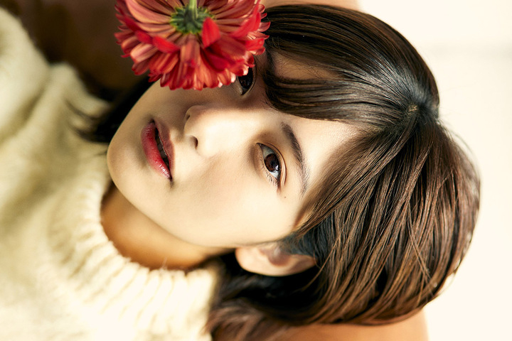 横田未来を1年にわたり撮影した初の写真展 My Color をホシノ ヒデキが開催 写真展図録もクラウドファンディング限定で販売開始 Photographer ホシノヒデキのプレスリリース 横田未来を1年にわたり撮影した初の写真展 My Color をホシノ ヒデキが開催 写真展図録もクラウドファンディング限定で販売開始 Photographer ホシノヒデキのプレスリリース