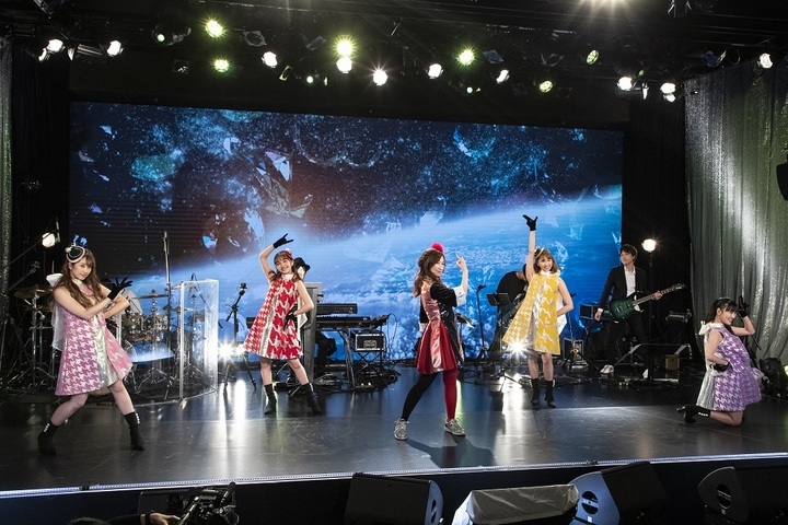 ももいろクローバーz Bs11 Anison Days で新曲 月色chainon をテレビ初披露 日本bs放送株式会社のプレスリリース ももいろクローバーz Bs11 Anison Days で新曲 月色chainon をテレビ初披露 日本bs放送株式会社のプレスリリース