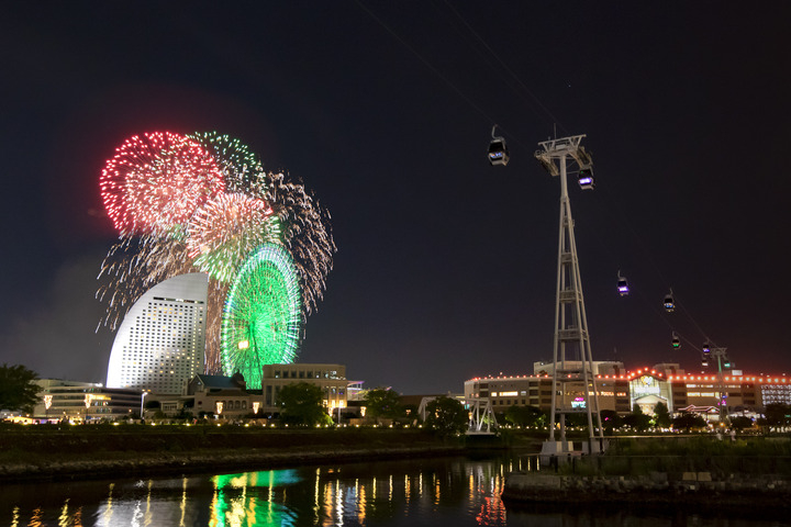 よこはまコスモワールド 横浜開港祭イルミネーション 環境の日 グリーンライトアップを実施 みなとみらいprセンターのプレスリリース よこはまコスモワールド 横浜開港祭イルミネーション 環境の日 グリーンライトアップを実施 みなとみらいprセンターのプレスリリース