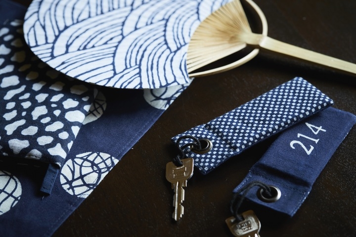 界 鬼怒川 藍染部屋滞在誕生 栃木の藍に染まる夏 期間 18年6月1日 8月31日 星野リゾートのプレスリリース 界 鬼怒川 藍染部屋滞在誕生 栃木の藍に染まる夏 期間 18年6月1日 8月31日 星野リゾートのプレスリリース