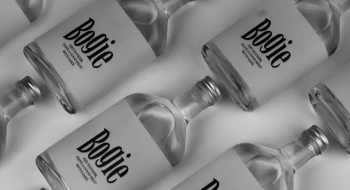 父の日 酒楽 の限定日本酒ギフト オシャレな瓶のスキットル Bogie 本日から6月11日 木 までのご予約がスタート 酒楽 のプレスリリース 父の日 酒楽 の限定日本酒ギフト オシャレな瓶のスキットル Bogie 本日から6月11日 木 までのご予約がスタート 酒楽 のプレスリリース