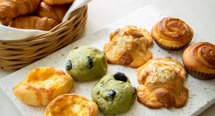 どっちにするか迷っちゃう ベーカリー人気詰め合わせorスイートなパンがたっぷりな2種類の贅沢クロワッサンセットが新発売 株式会社スタイル ブレッドのプレスリリース どっちにするか迷っちゃう ベーカリー人気詰め合わせorスイートなパンがたっぷりな2種類の贅沢クロワッサンセットが新発売 株式会社スタイル ブレッドのプレスリリース