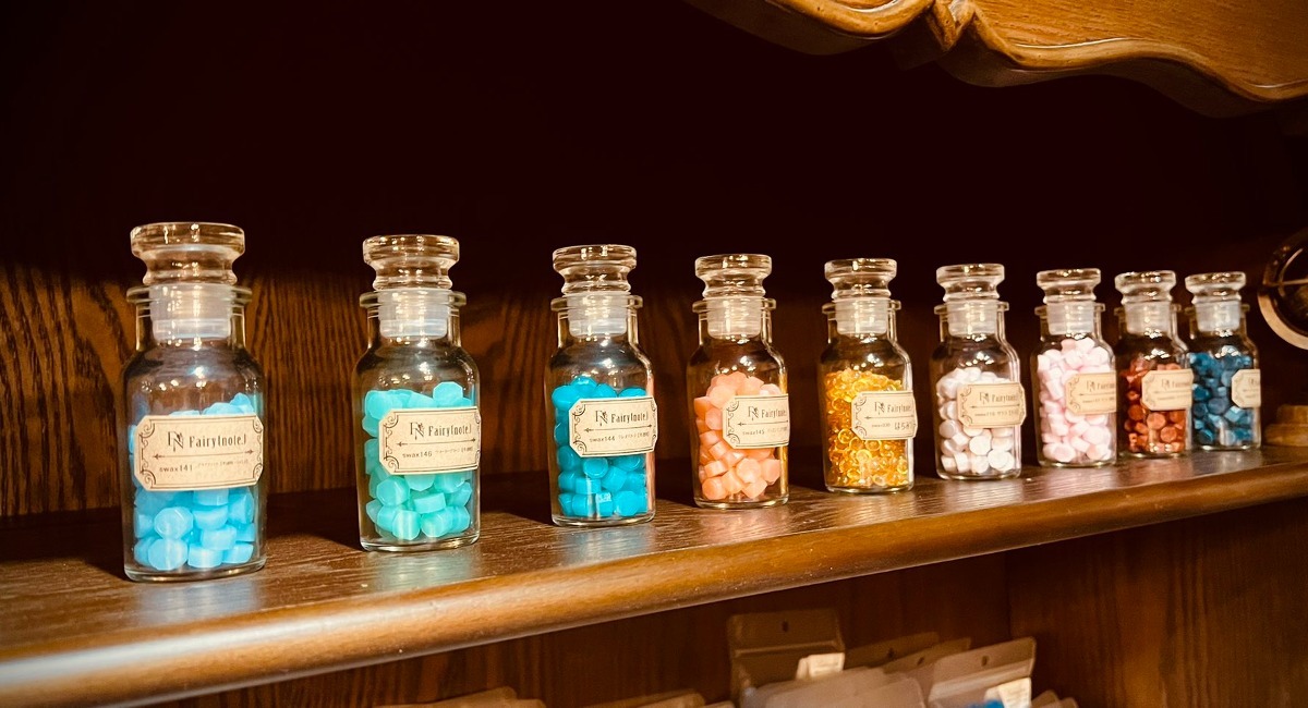 魔法使いのアトリエの様なファンタジー感溢れる 魔法雑貨 シーリングスタンプ専門店 Fairy Note フェアリーノート が池袋サンシャイン前にオープン Agrize合同会社のプレスリリース 魔法使いのアトリエの様なファンタジー感溢れる 魔法雑貨 シーリングスタンプ専門店 Fairy Note フェアリーノート が池袋サンシャイン前にオープン Agrize合同会社のプレスリリース