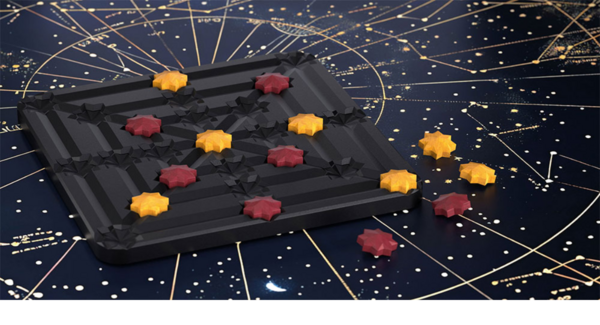 子どもも大人もリスク・マネージメント力を育める、画期的な四目並べボードゲーム!仏Gigamicが開発した「QOMET(コメット)」を11月28日に発売