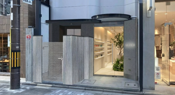 2026年3月25日(水)、京都・三条にフレグランス専門店「ショーレイヤード」が直営店をオープン