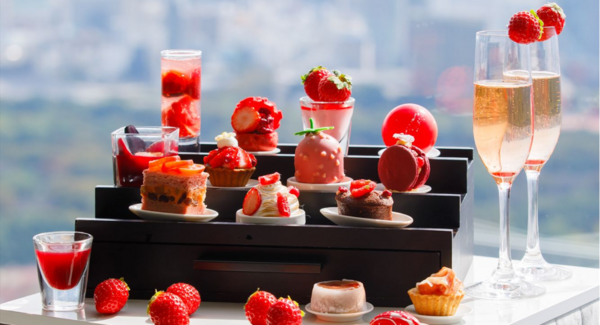 ヌン活女子必見!絶景×いちご×スイーツの至福体験 地上264mで味わう冬限定ストロベリーアフタヌーンティーが登場【デザートレストラン「OPERA」】