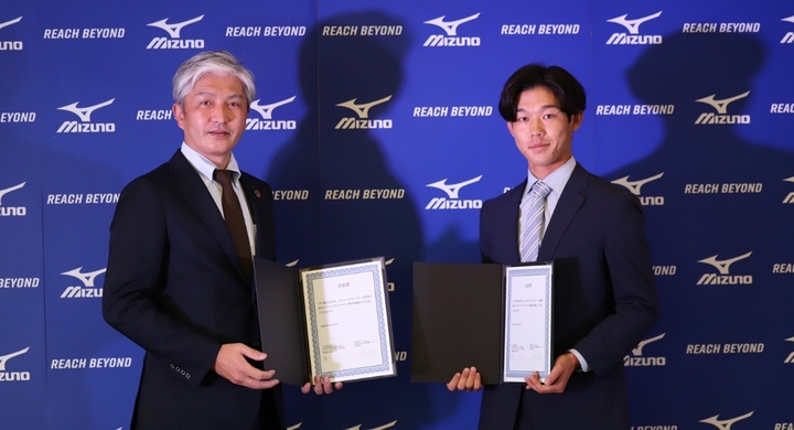 ソフトテニス 同志社大 上岡俊介 選手が史上初の学生プロに ミズノとブランドアンバサダー契約を締結 合同会社アップライズのプレスリリース