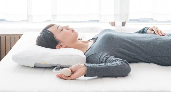 首姿勢 気になりませんか 首も眠る枕 Wooly 発売 羊と空気で 貴女の首を優しくサポート 株式会社プレジールのプレスリリース 首姿勢 気になりませんか 首も眠る枕 Wooly 発売 羊と空気で 貴女の首を優しくサポート 株式会社プレジールのプレスリリース