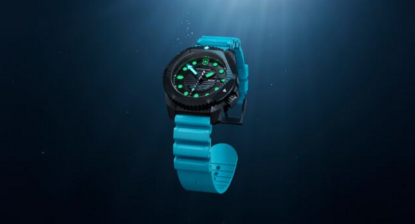 DIVE PRO – 海でも陸でも、頼れる スイスの精密性 堅牢、信頼、あらゆる環境で揺るがない