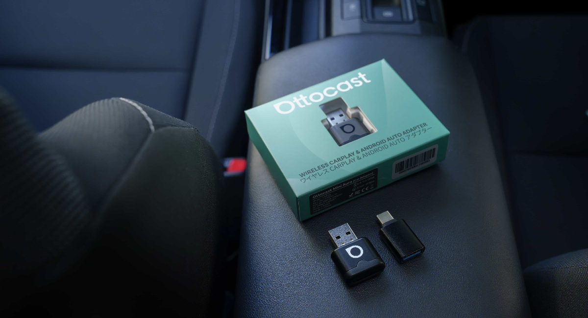 毎日のケーブル接続を解消する「Ottocast Mini Aura」発売｜純正CarPlay・Android Autoをワイヤレス化し、乗車後すぐ使える快適な車